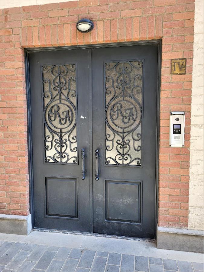 Avlabari Apartment - New One ティビリシ エクステリア 写真