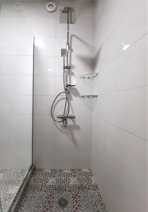 Avlabari Apartment - New One ティビリシ エクステリア 写真