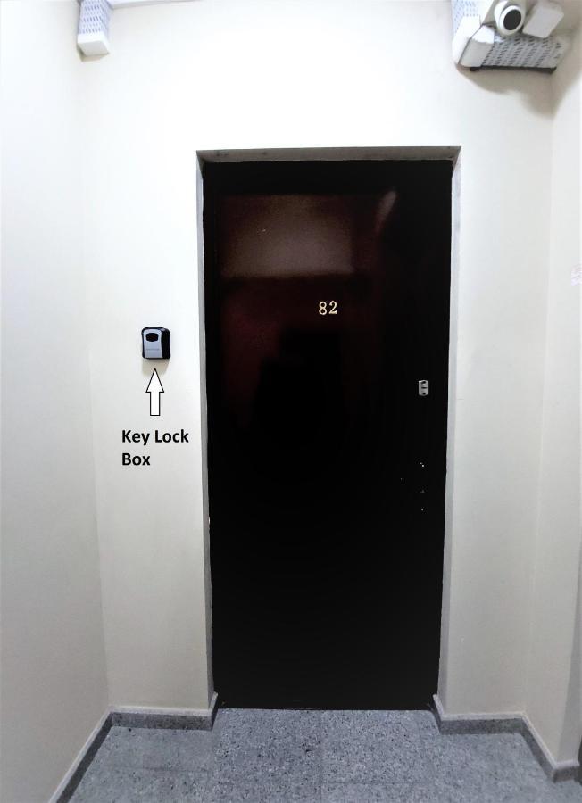 Avlabari Apartment - New One ティビリシ エクステリア 写真