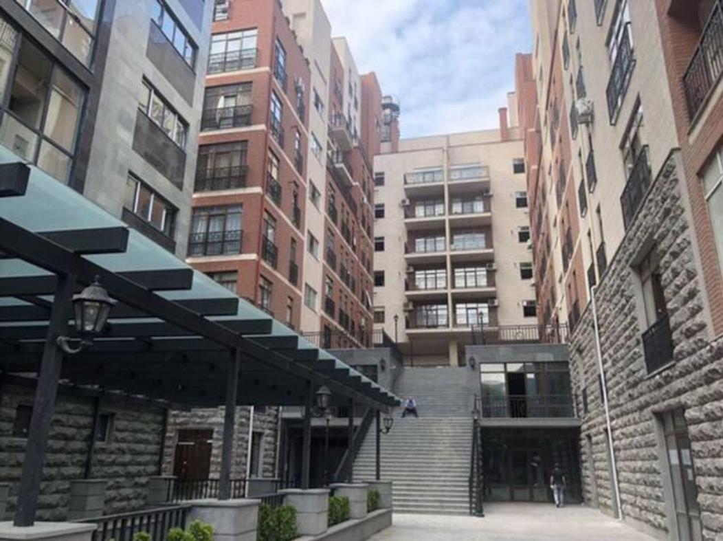 Avlabari Apartment - New One ティビリシ エクステリア 写真
