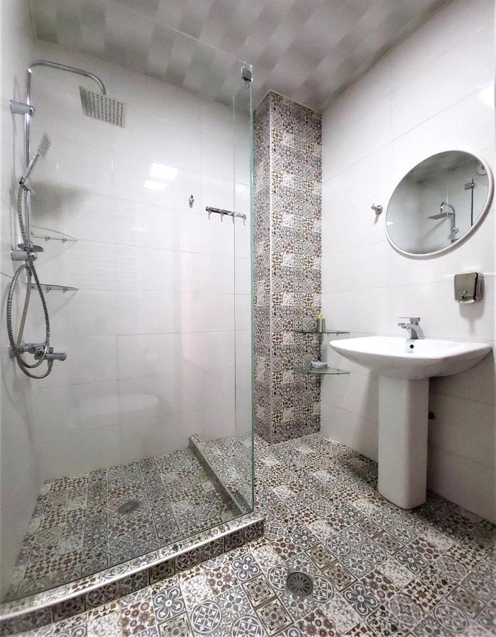 Avlabari Apartment - New One ティビリシ エクステリア 写真