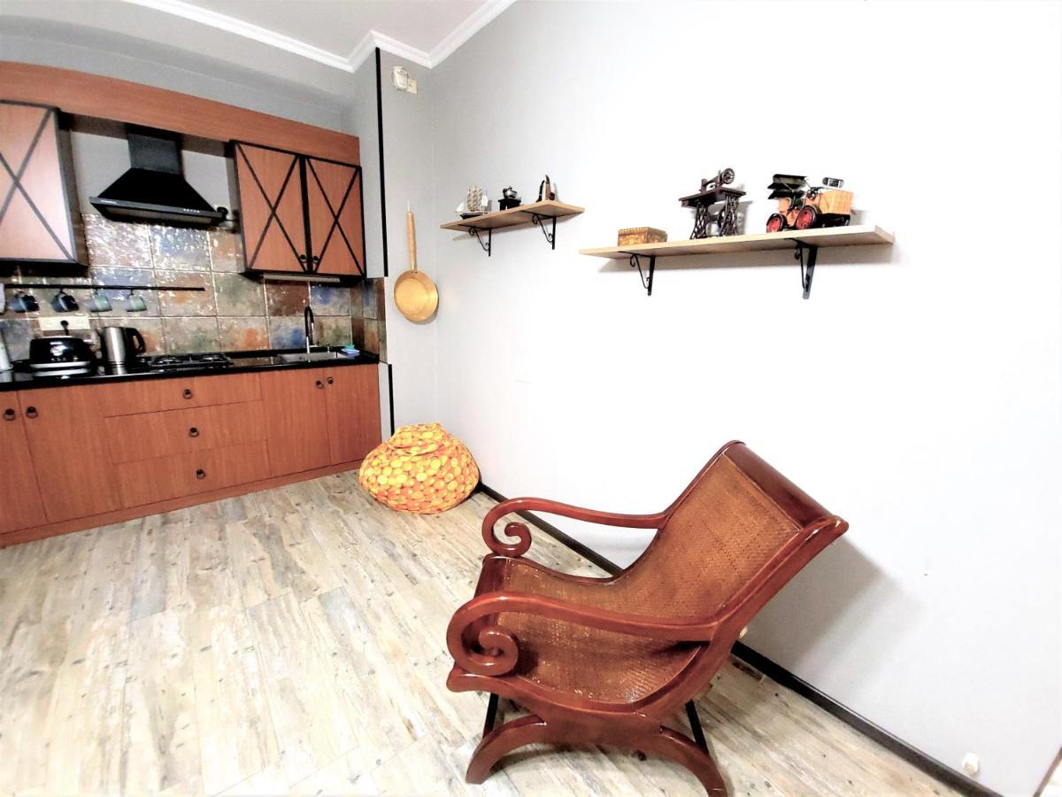 Avlabari Apartment - New One ティビリシ エクステリア 写真