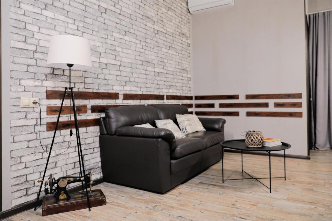 Avlabari Apartment - New One ティビリシ エクステリア 写真